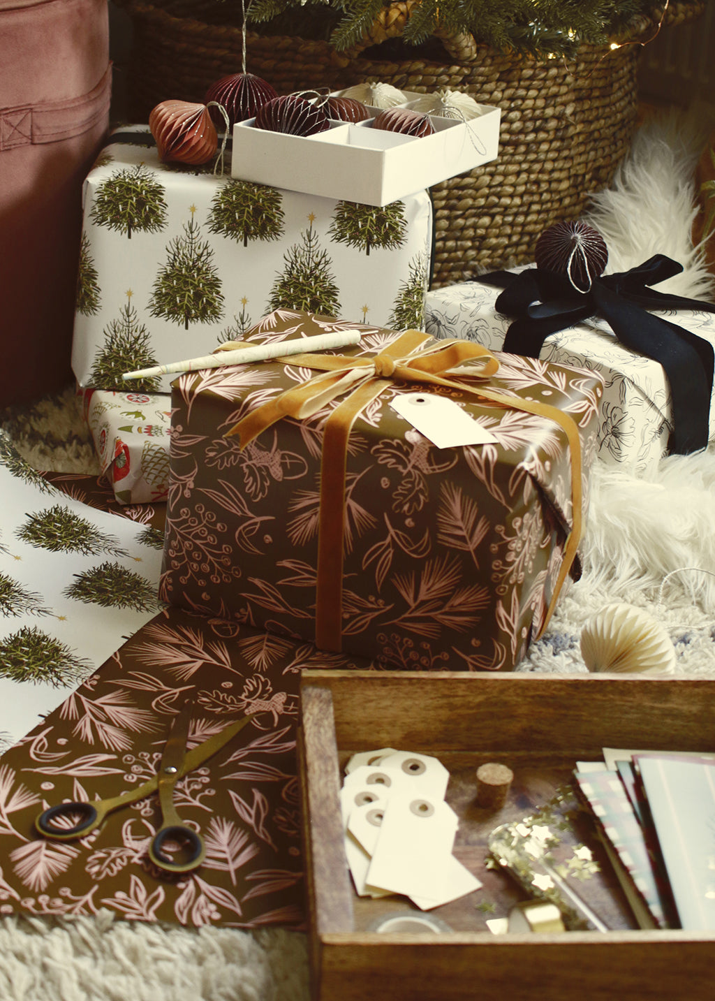Christmas Nature Pattern Wrapping Paper Sheet